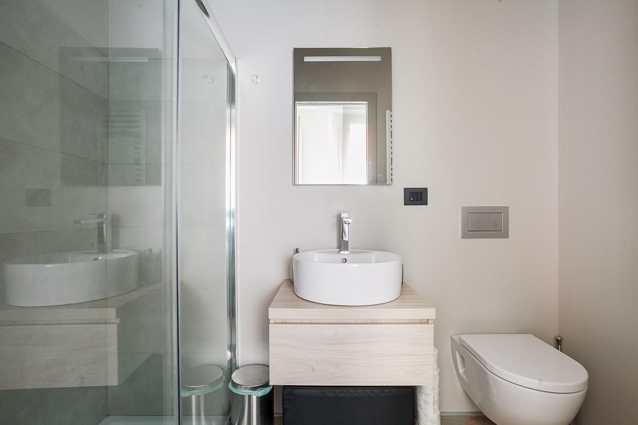 Residence Rizzoli-Suites Apartments Болонья Экстерьер фото
