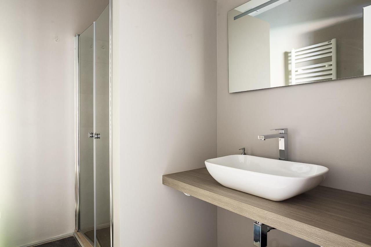 Residence Rizzoli-Suites Apartments Болонья Экстерьер фото