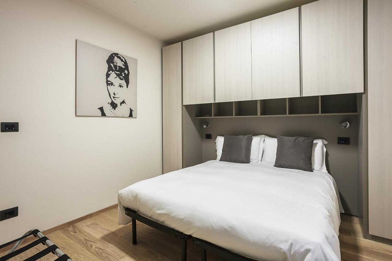 Residence Rizzoli-Suites Apartments Болонья Экстерьер фото