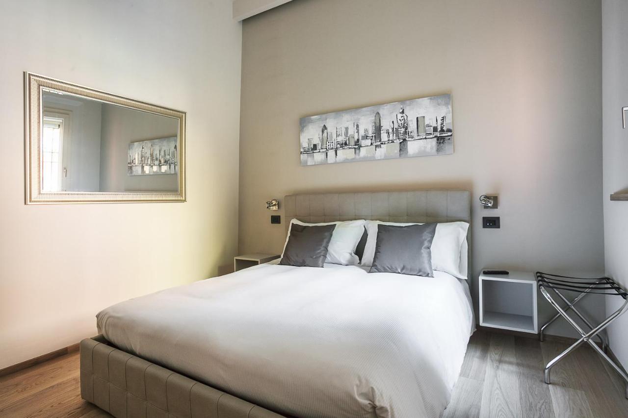 Residence Rizzoli-Suites Apartments Болонья Экстерьер фото